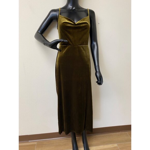 Taylor Dresses & Skirts - Taylor Women's Olive Petite Cowl Neck Sleeveless MIDI Velvet Dress New With Tag